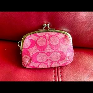 Coach Kisslock Coin purse